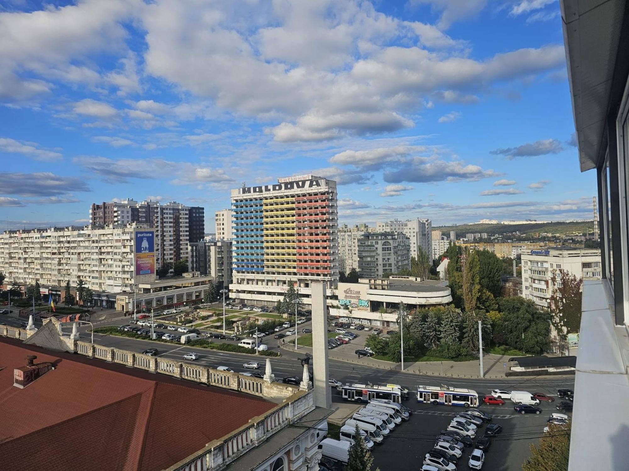 Apartament With Terras Chişinău Esterno foto