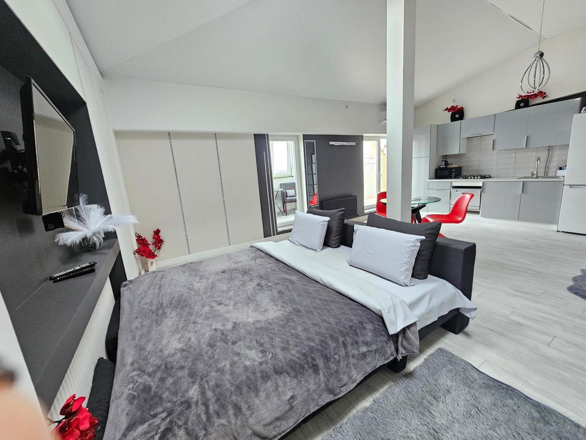 Apartament With Terras Chişinău Esterno foto